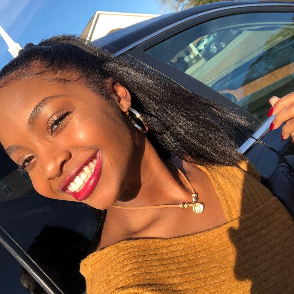 Meet your Posher, Markiah